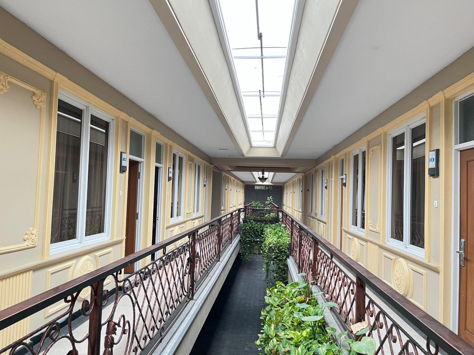 Ceria Boutique Hotel Maguwo Exterior foto